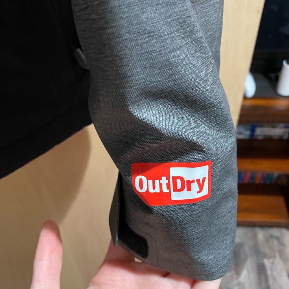 Columbia Jacket (Perfect Condition) - image 6